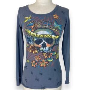 Skull rhinestone graphic thermal top, womens medium gray long sleeve waffle knit